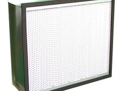 空气过滤器(Air Filter)是指空气过滤装置，一般用于洁净车间，洁净厂房，洁净手术室、实验室及洁净室，或者用于电子机械通信设备等的防尘。有初效过滤器，中效过滤器，高中效过滤器，亚高效及高效过滤器共五种型号。各种型号有不同的标准和使用效能。


温馨提示：以上高效空气过滤器厂家信息由广州启绿空气净化设备有限公司厂家提供www.qilva.com，如你还想了解更多有关高效空气过滤器信息，欢迎你的来咨询或者考察，来电咨询13922242688林经理，谢谢！！！