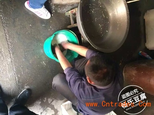 想学习豆腐技术的朋友请到畅氏祖传豆腐培训中心看看吧